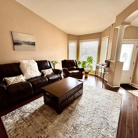 Saskatoon Lashyn Cove Homestay Экстерьер фото