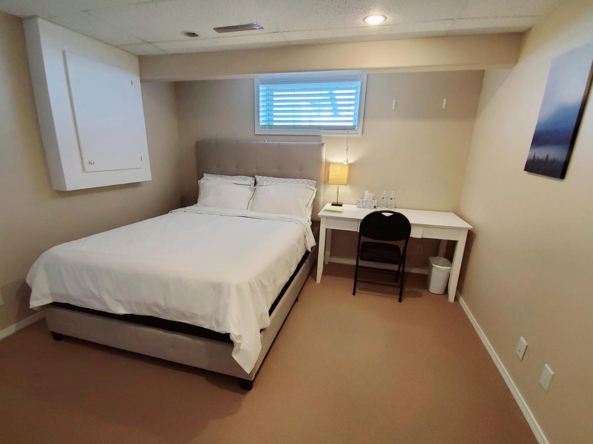 Saskatoon Lashyn Cove Homestay Экстерьер фото