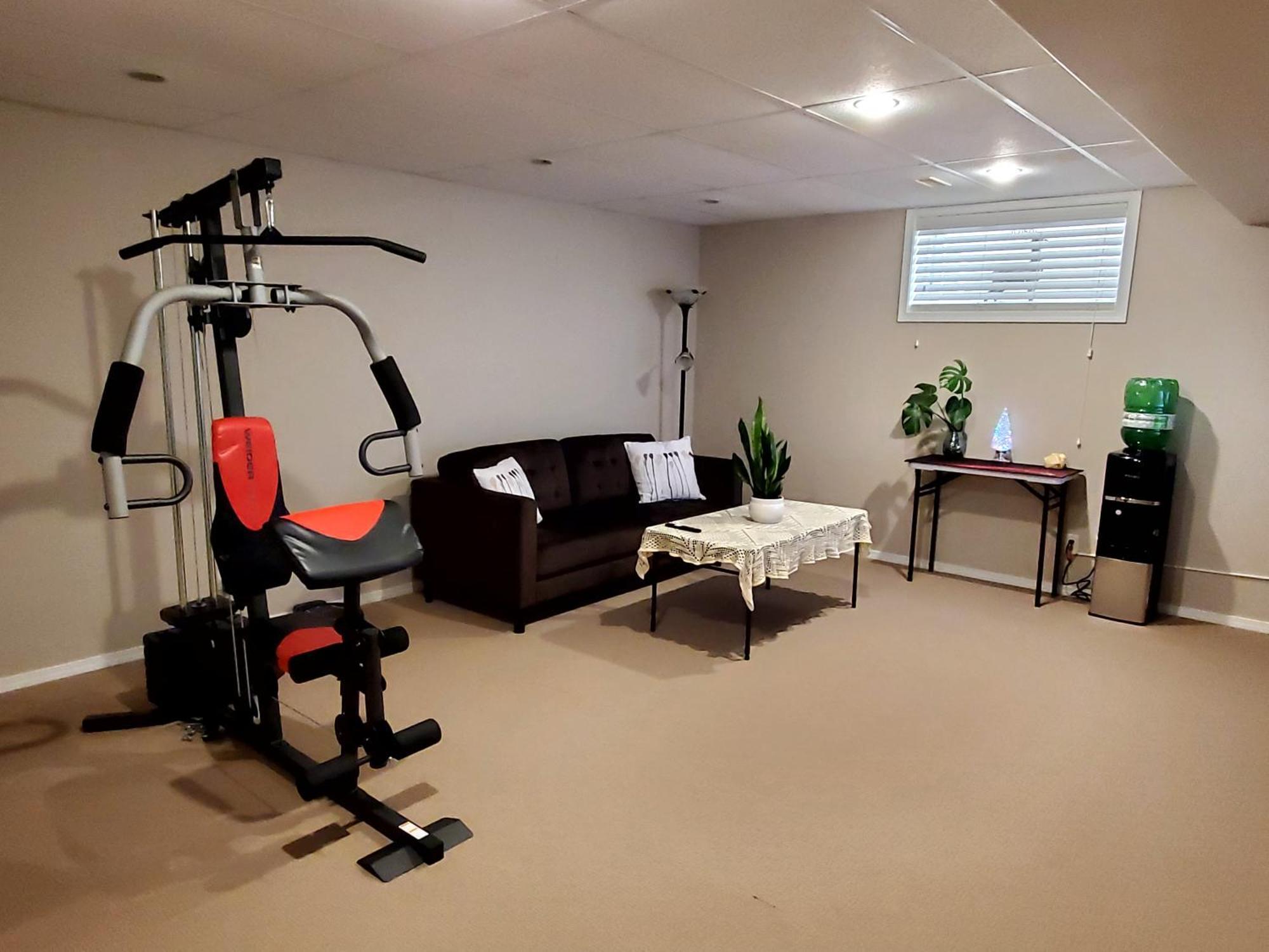 Saskatoon Lashyn Cove Homestay Экстерьер фото