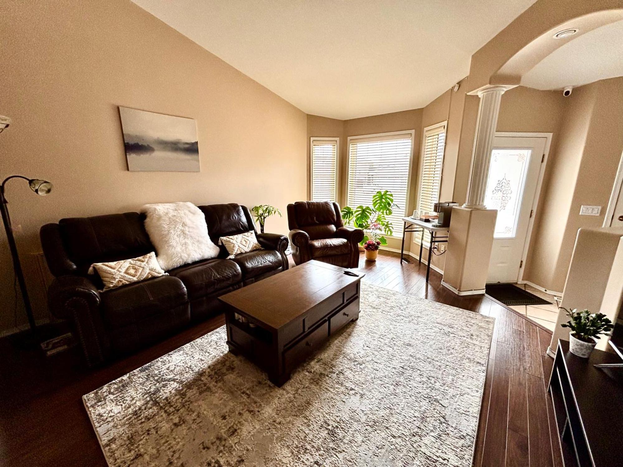 Saskatoon Lashyn Cove Homestay Экстерьер фото
